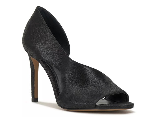 Vince camuto careeta pump hot sale