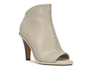 Peep toe 2024 booties dsw