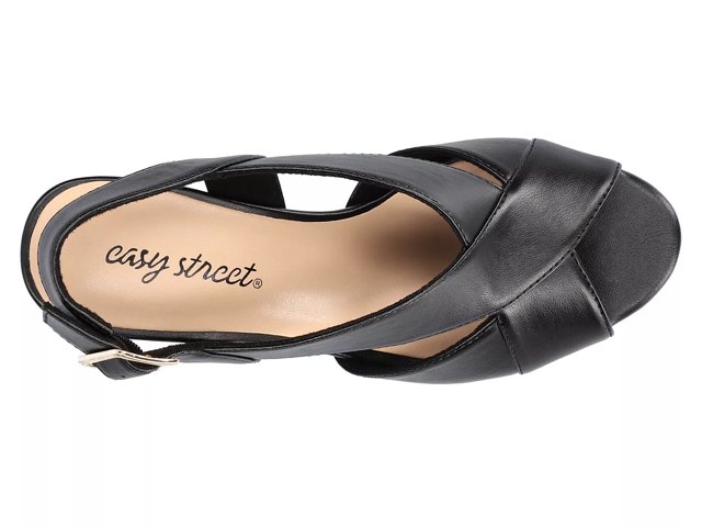 Street sandals deals