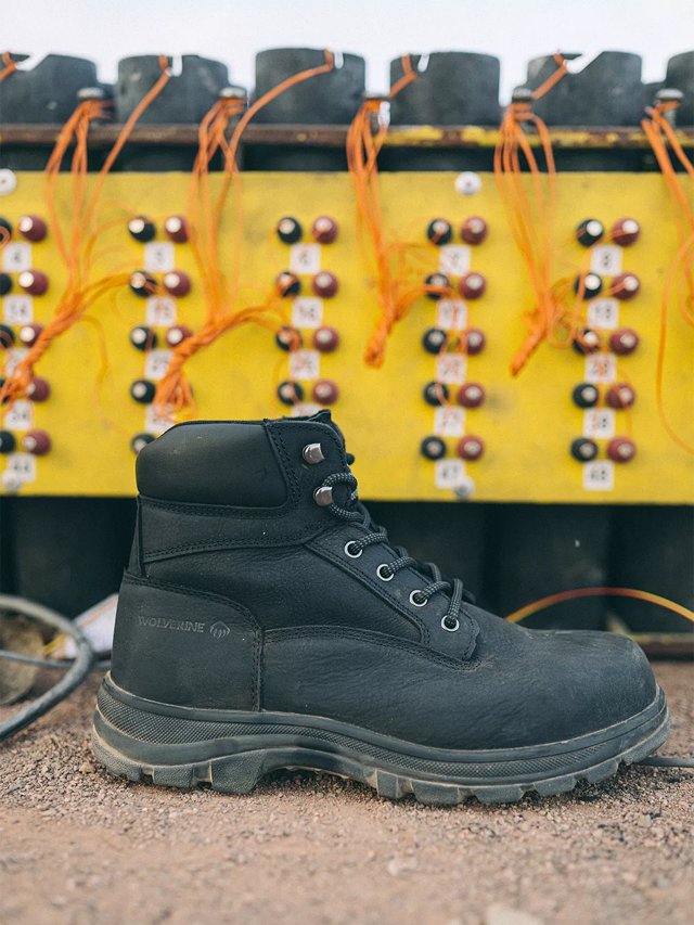 Black high top work boots on sale