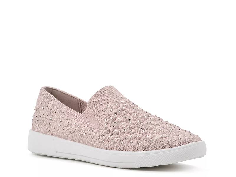 Slip on pink sneakers deals