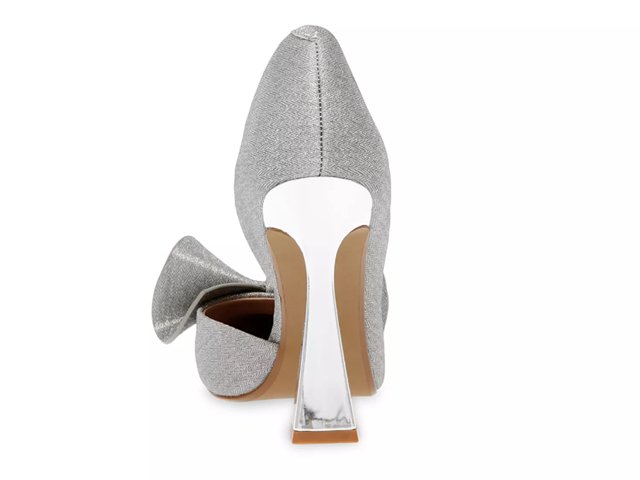 Betsey Johnson Nobble Pump