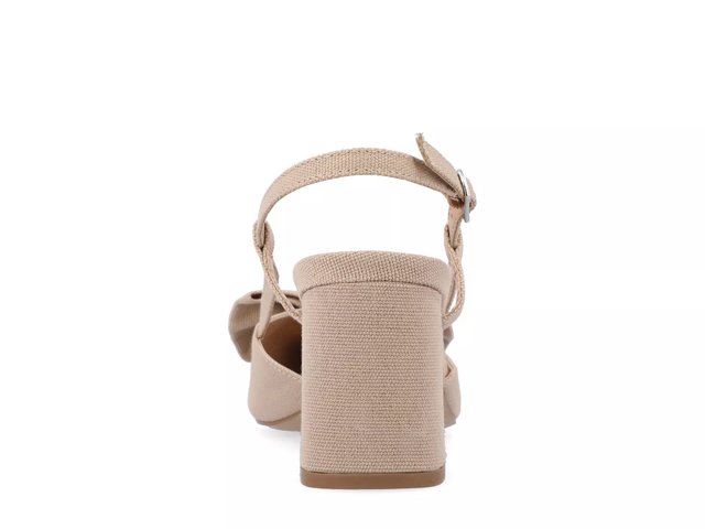 Journee Collection Tailynn Pump