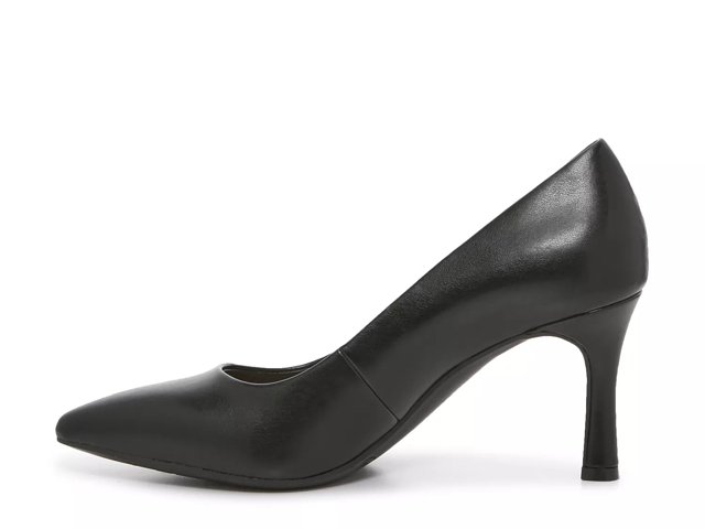 Green pumps dsw sale