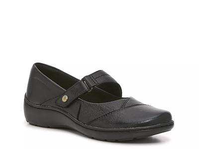 Clarks artisan mary on sale jane