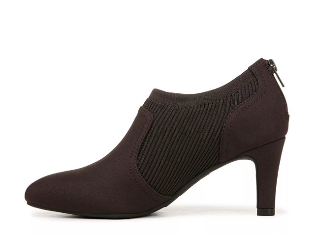 naturalizer gia pump