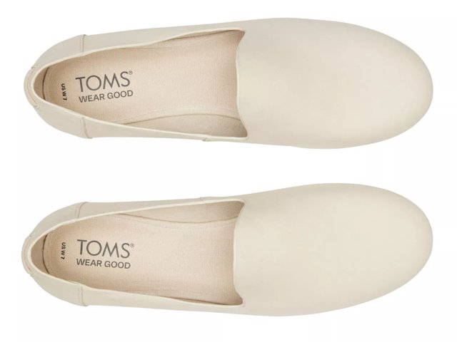 Toms leather slip on deals