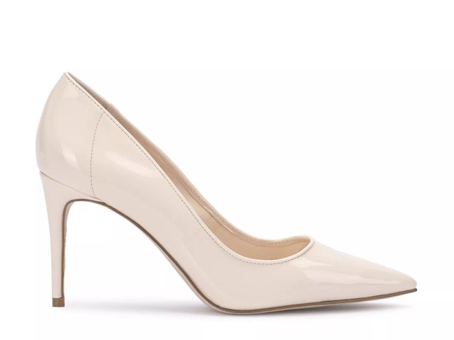 Jessica simpson white pumps shop