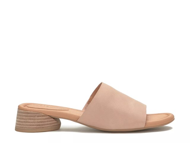 Raffy sandal store