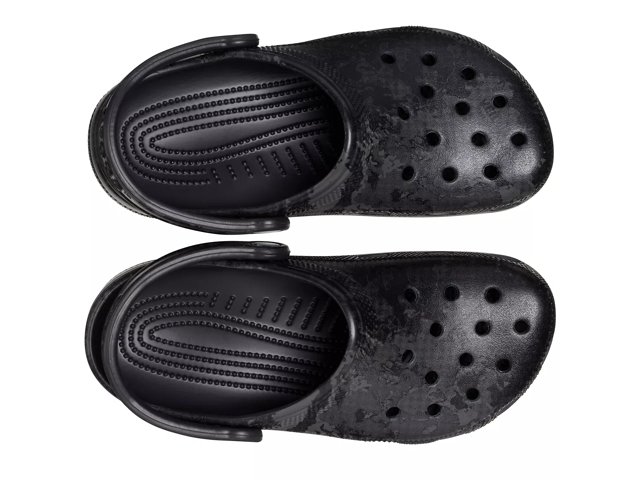 Crocs hotsell black camo
