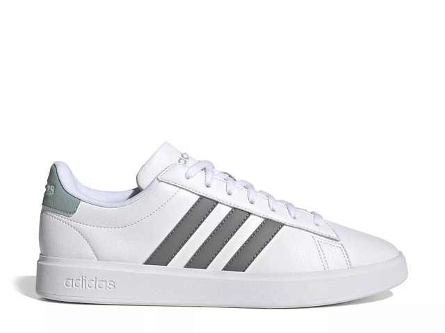Adidas grand outlet court 44