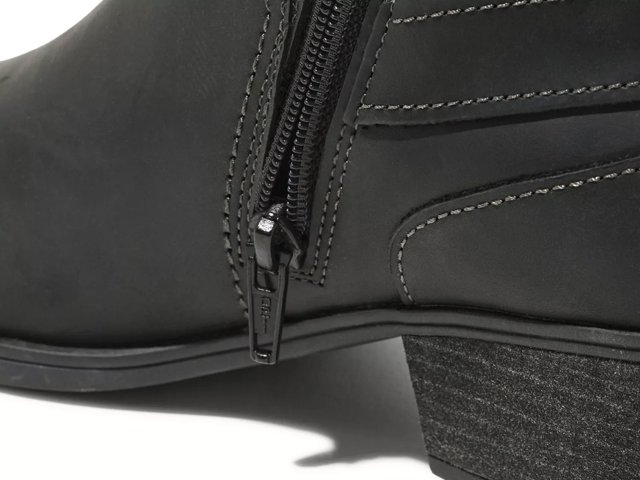 Clarks carleta lyon on sale dsw