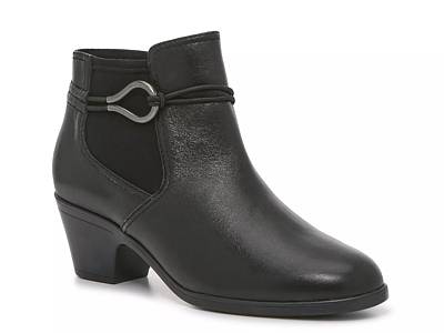 Clark on sale booties dsw