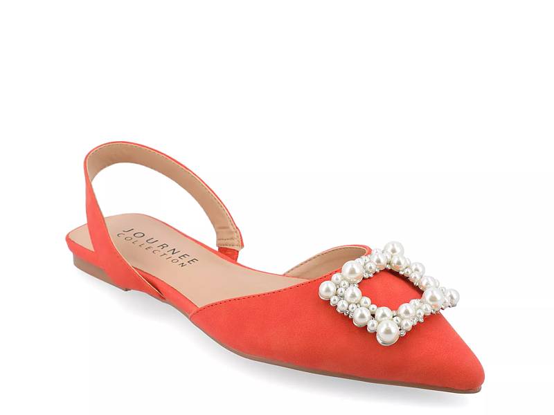 Journee Collection Lana Flat
