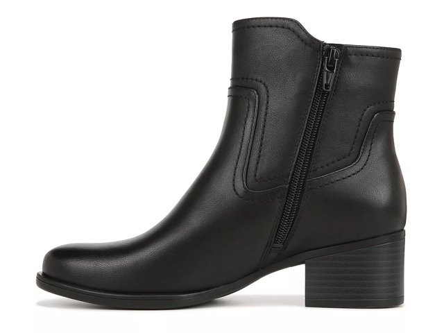 Naturalizer booties dsw store