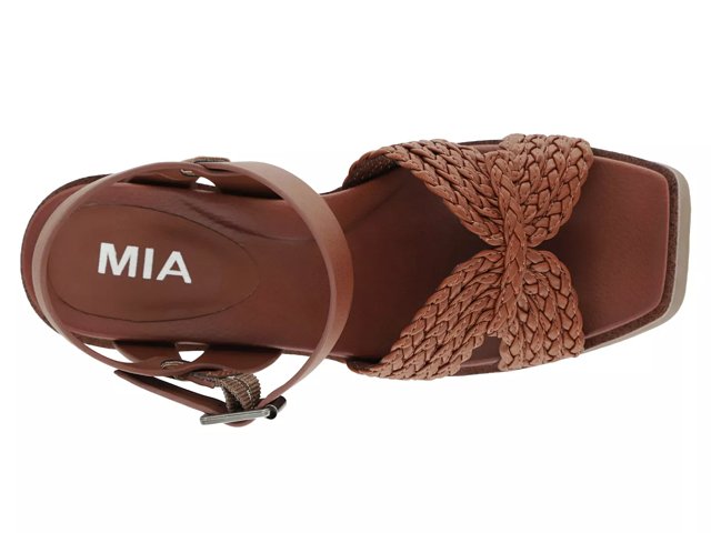 Rayan ankle discount strap sandal