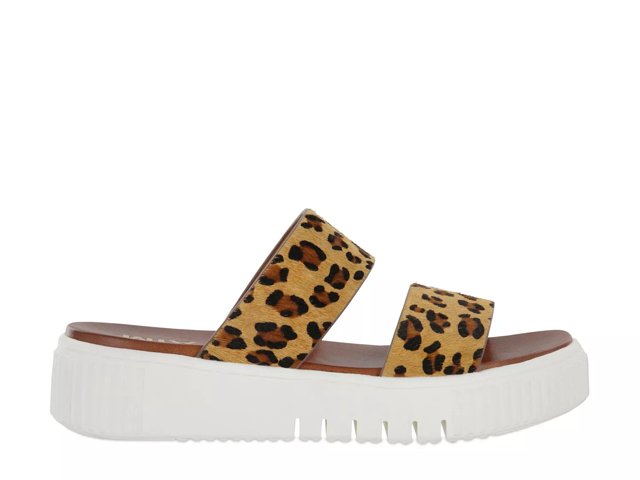 Mia leopard platform discount sandals