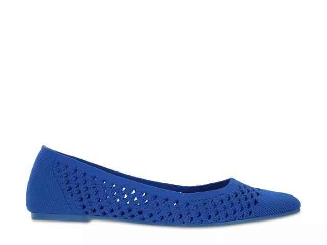 Mia Lovi Flat