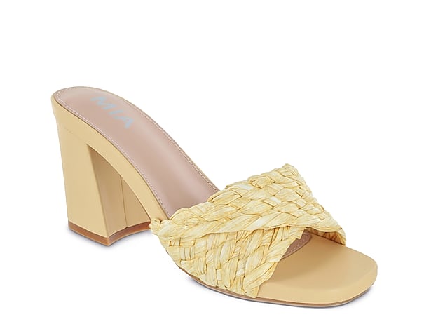 Andre Assous Kelsie Sandal - Free Shipping | DSW