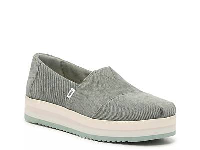 Toms platform on sale