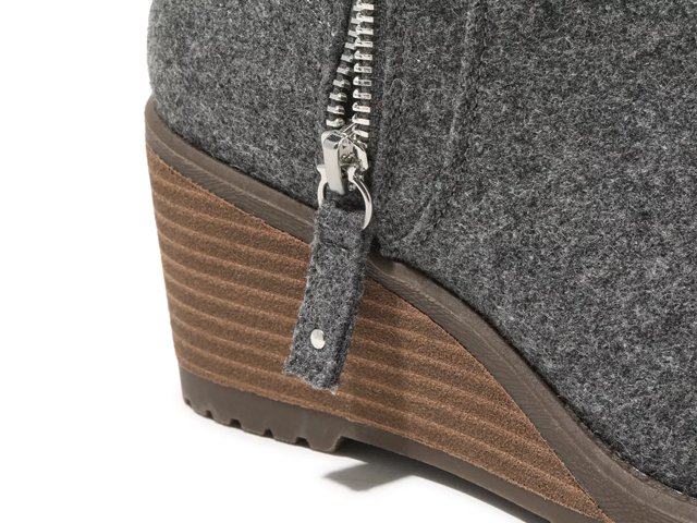 Dr scholl's darcy wedge bootie grey outlet