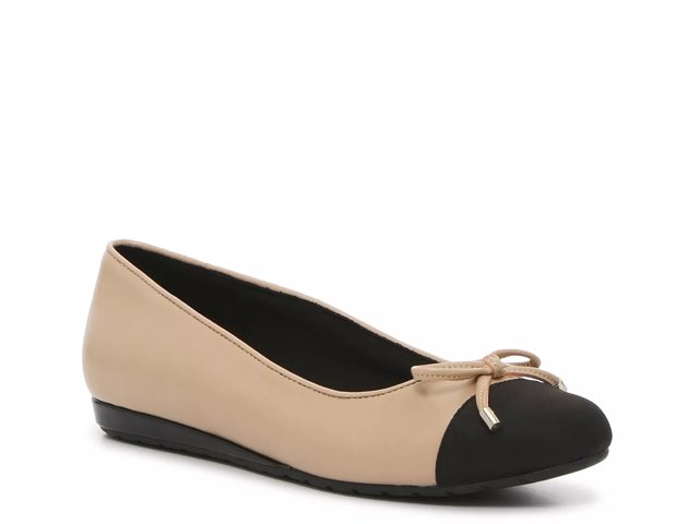 Womens madden girl gemma slip on casual shoe black store