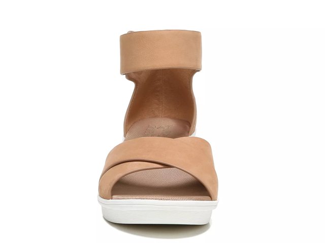naturalizer riviera wedge