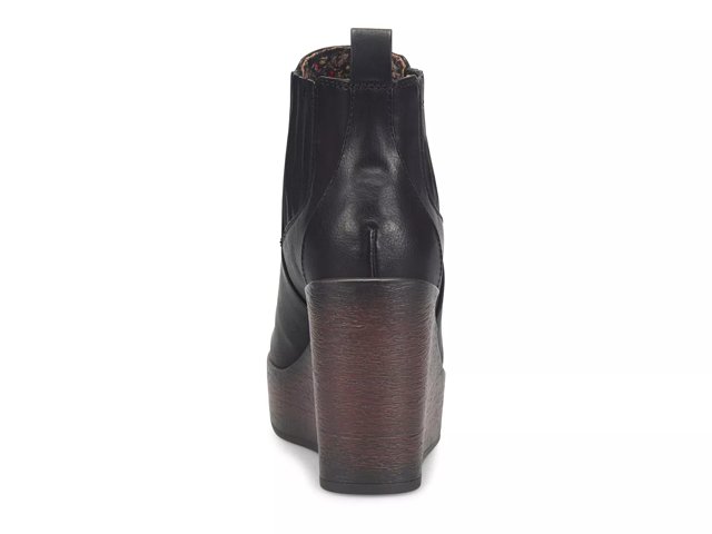 Born wedge booties discount