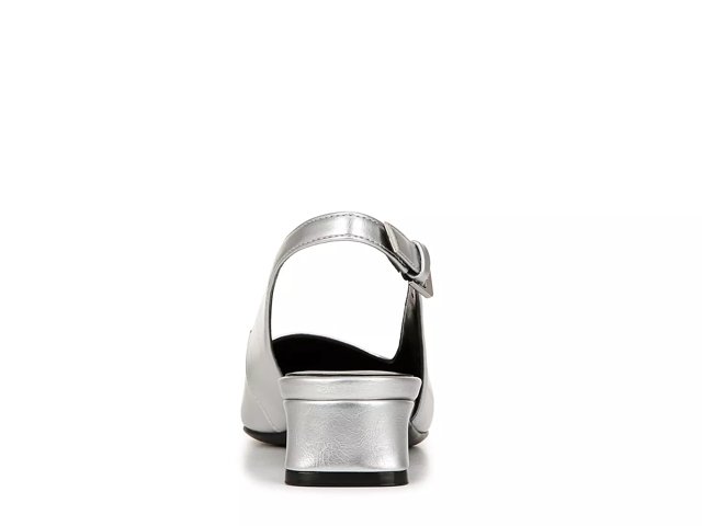 Naturalizer Ginger Pump
