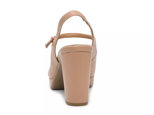 Marc fisher berlin online slide sandal
