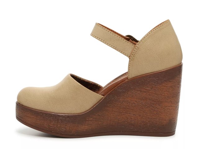 Boc born concept wedge sandals discount