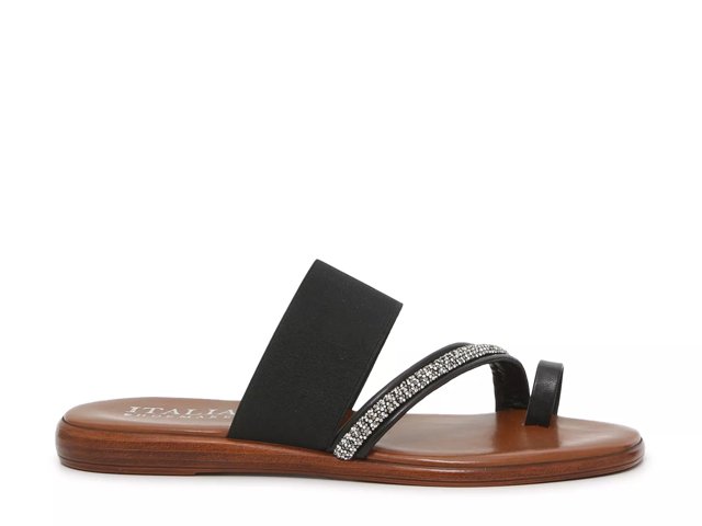 Italian shoemakers hotsell black thong sandals
