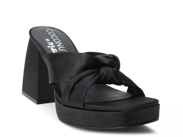 Black platform sandals dsw hotsell
