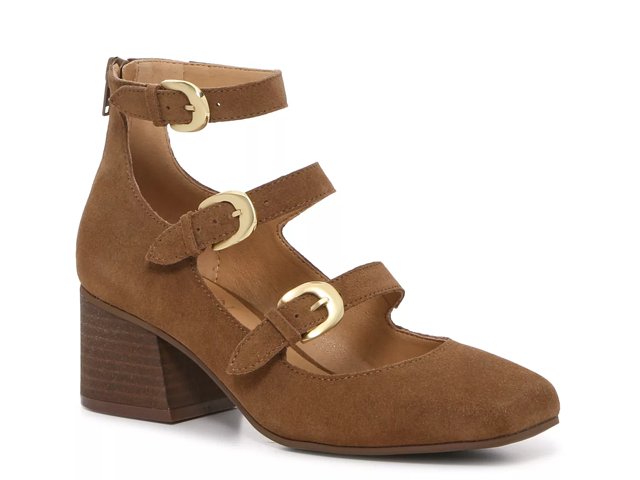 Vintage pumps on sale