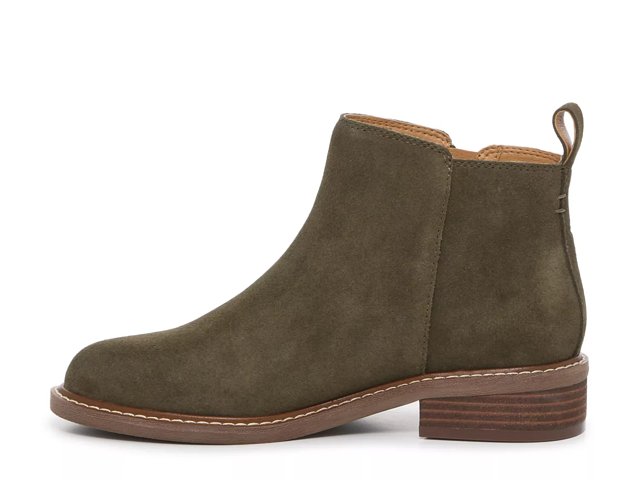 Crown vintage booties 2025