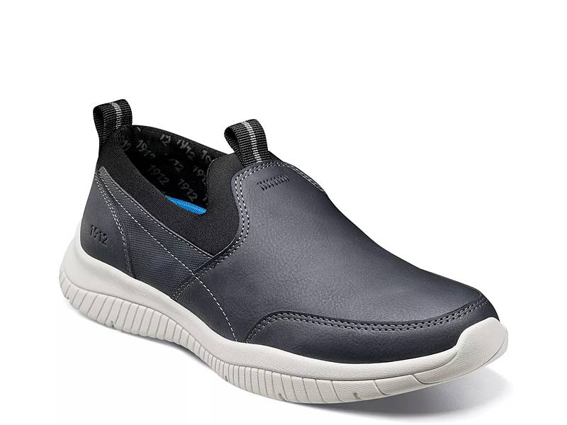 Skechers hotsell boots 2019