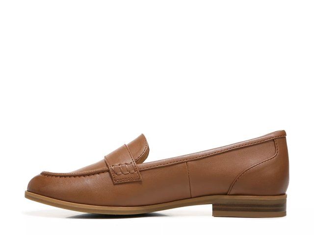 Milo loafer cheap vince