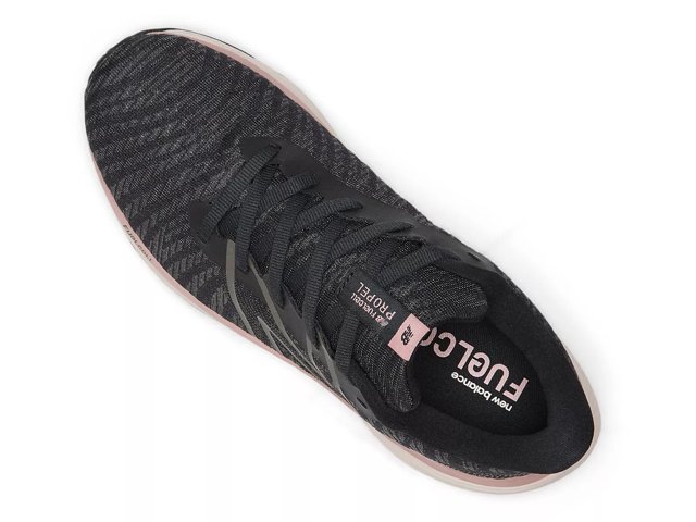 New balance fuelcore v4 on sale