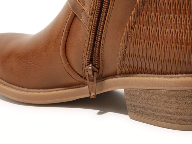 Bare traps boots dsw discount
