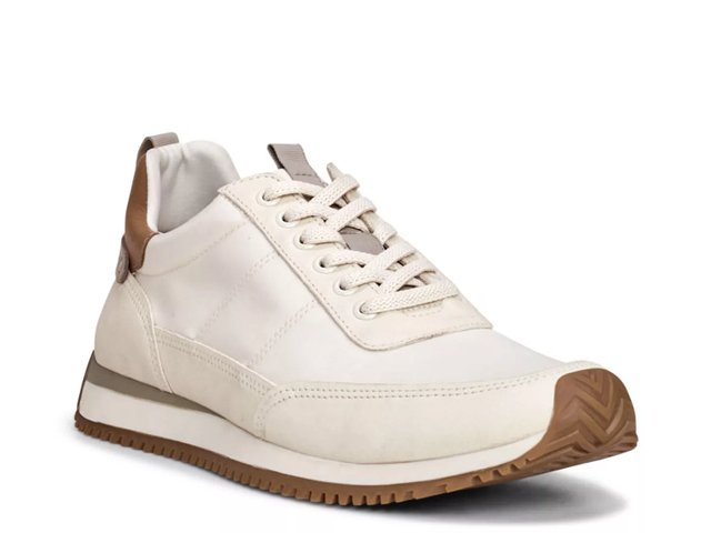 Vince camuto trainers best sale