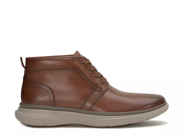 Vince camuto chukka boots top