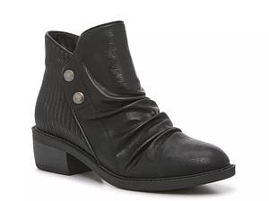 Dsw black 2024 leather booties