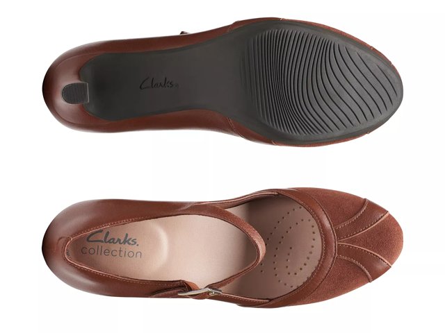 Clarks cognac pumps on sale