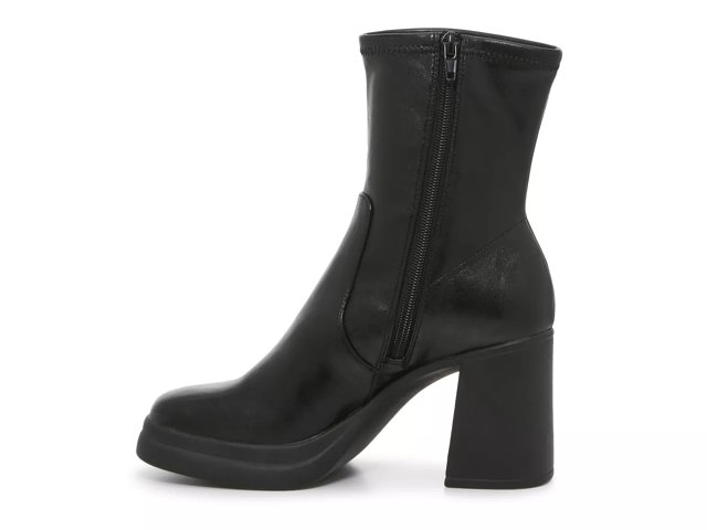 Steve madden aker bootie black 2025