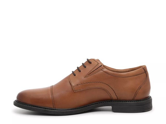 Clarks cairo shop