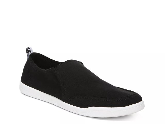 Dsw black slip on sneakers on sale