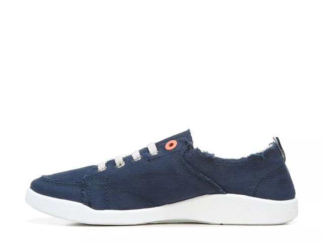 Pismo Sneaker