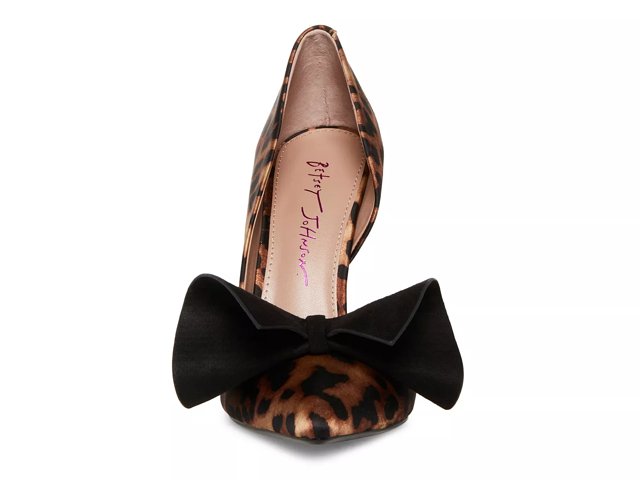Betsey Johnson Nobble Pump