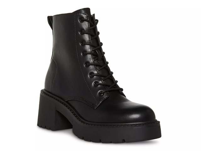 Me too cara platform bootie 2025