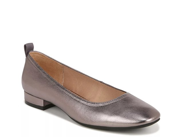 Lifestride pewter shoes top